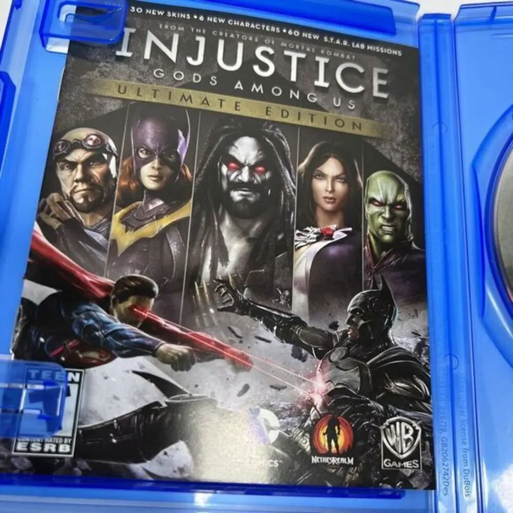 Injustice: Gods Among Us --‎ Ultimate Edition (Sony PlayStation 4, 2013)
